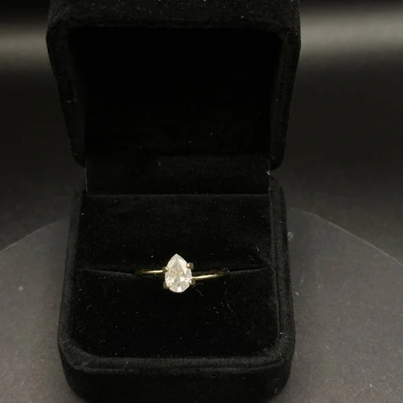 Natural 1ct pear shape diamond in solid 14k gold engagement ring display LOOSE - Picture 15 of 17